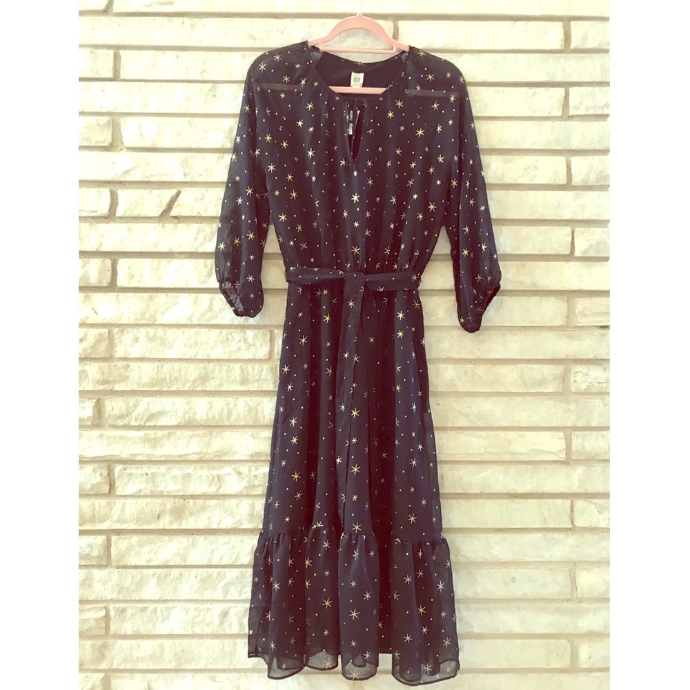 - GAP Dress